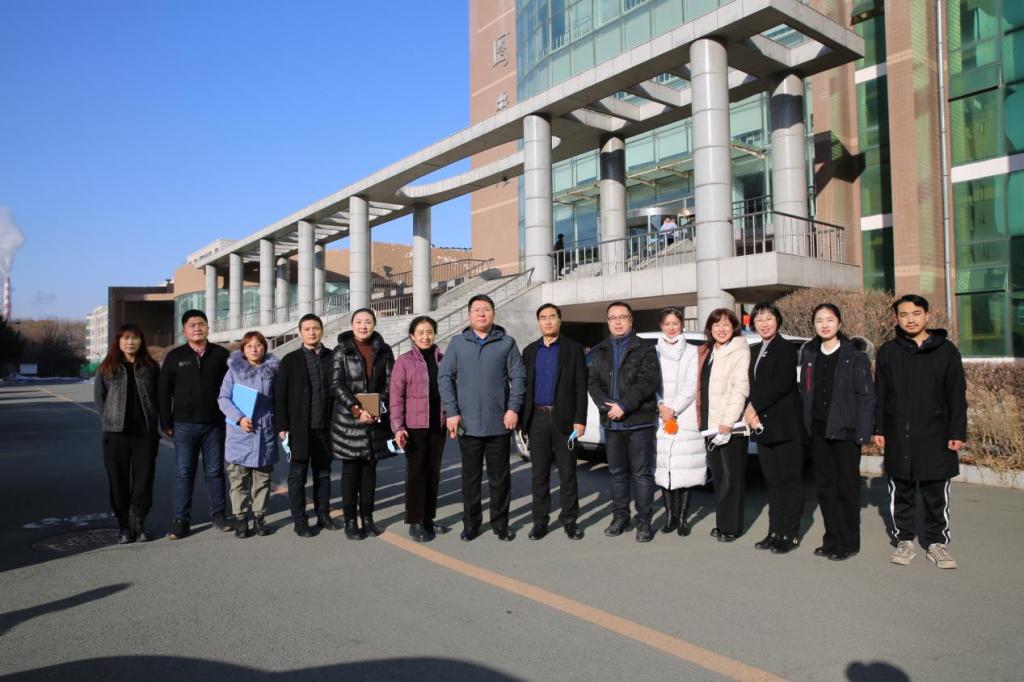 長春經開區(qū)工信局領導蒞臨我校指導創(chuàng)業(yè)孵化基地工作，共促校企協(xié)同發(fā)展